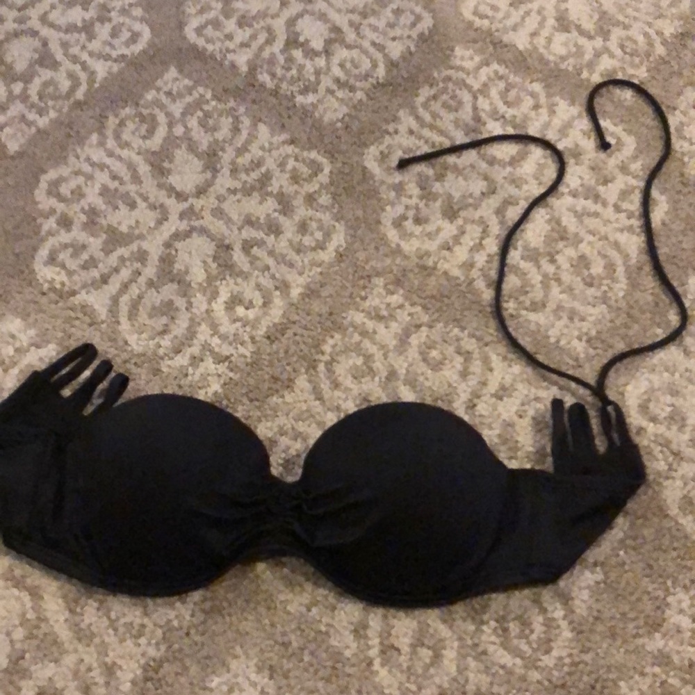 Victoria’s Secret bikini top